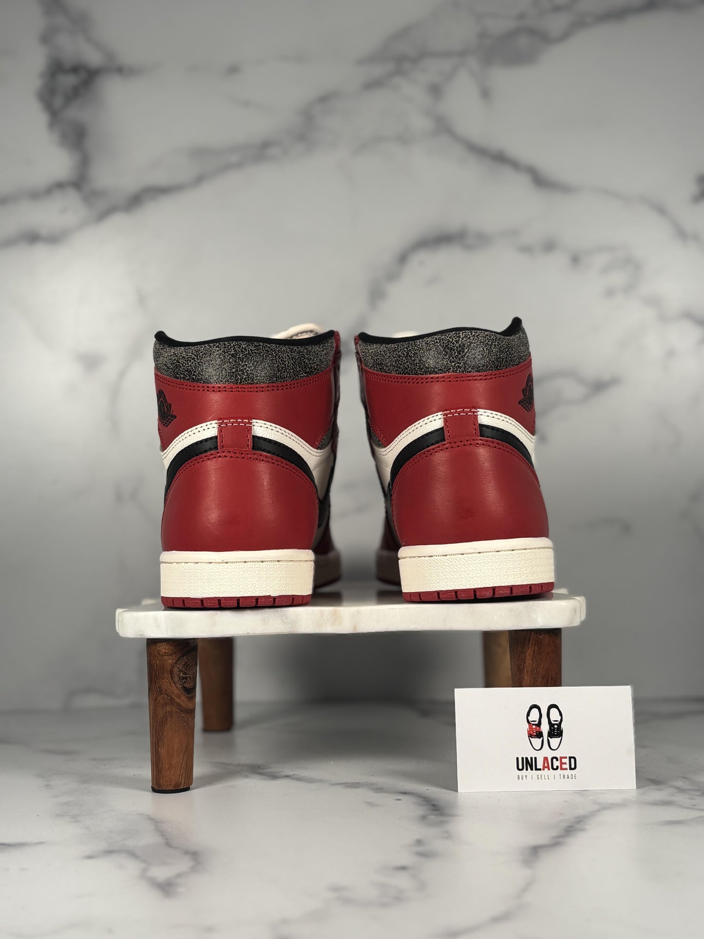 Jordan 1 Retro High OG 'Chicago Lost and Found'