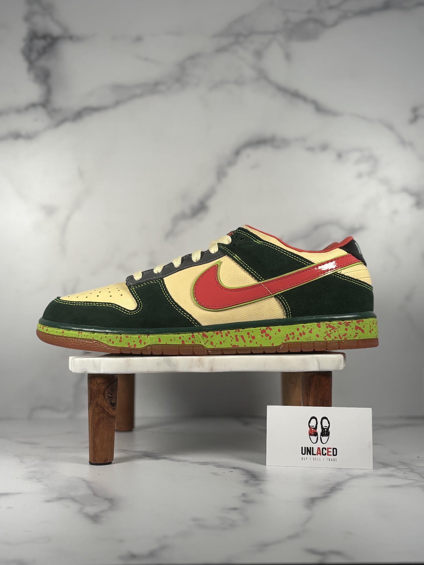 Nike SB Dunk Low 'Mosquito'