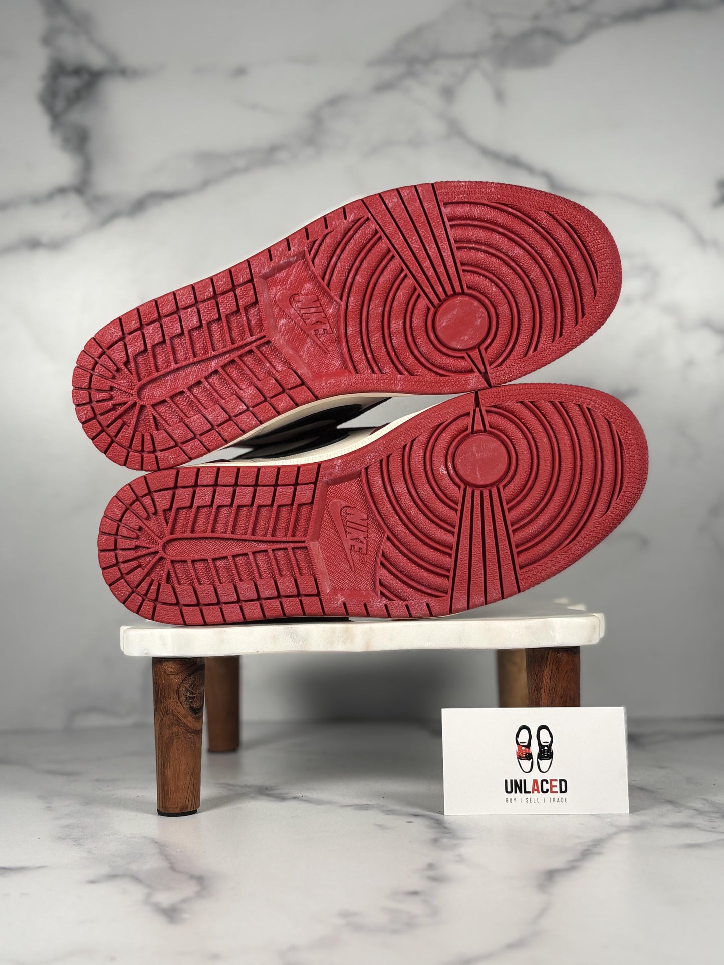 Jordan 1 Retro High OG 'Chicago Lost and Found'