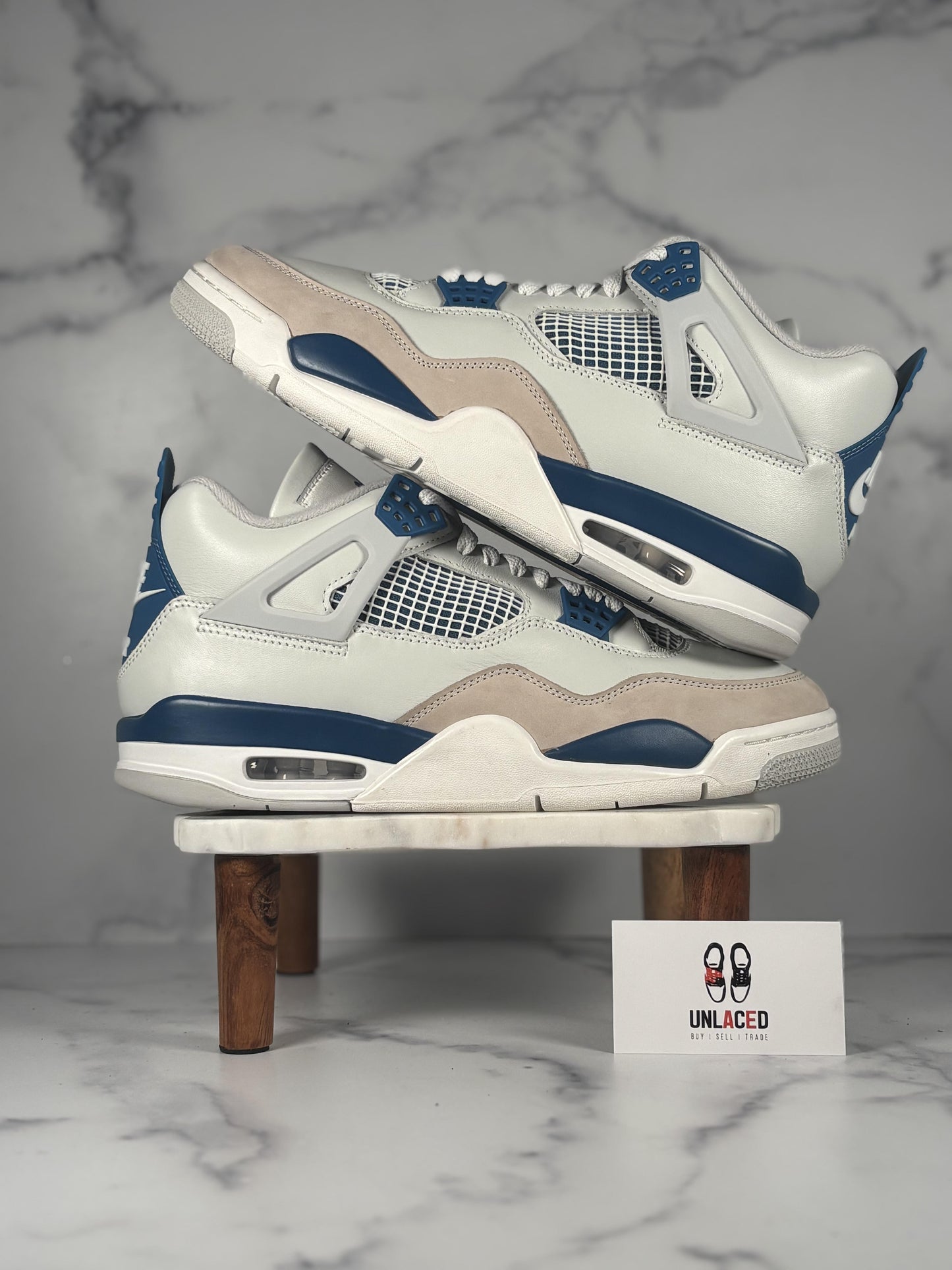 Jordan 4 Retro 'Military Blue (2024)'