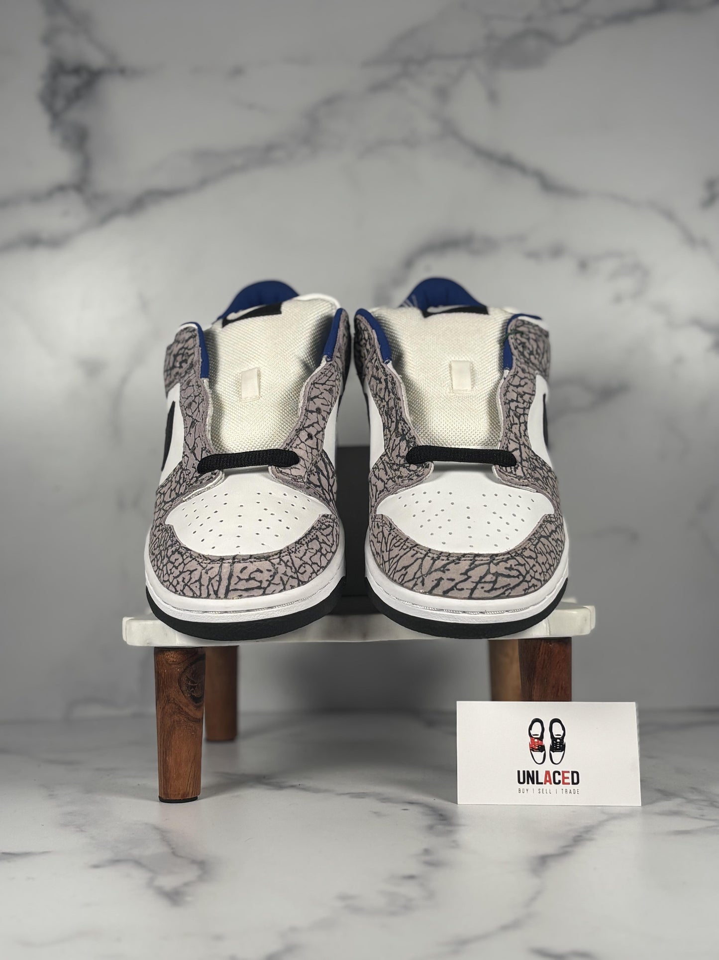 Nike SB Dunk Low 'Supreme White Cement (2002)'