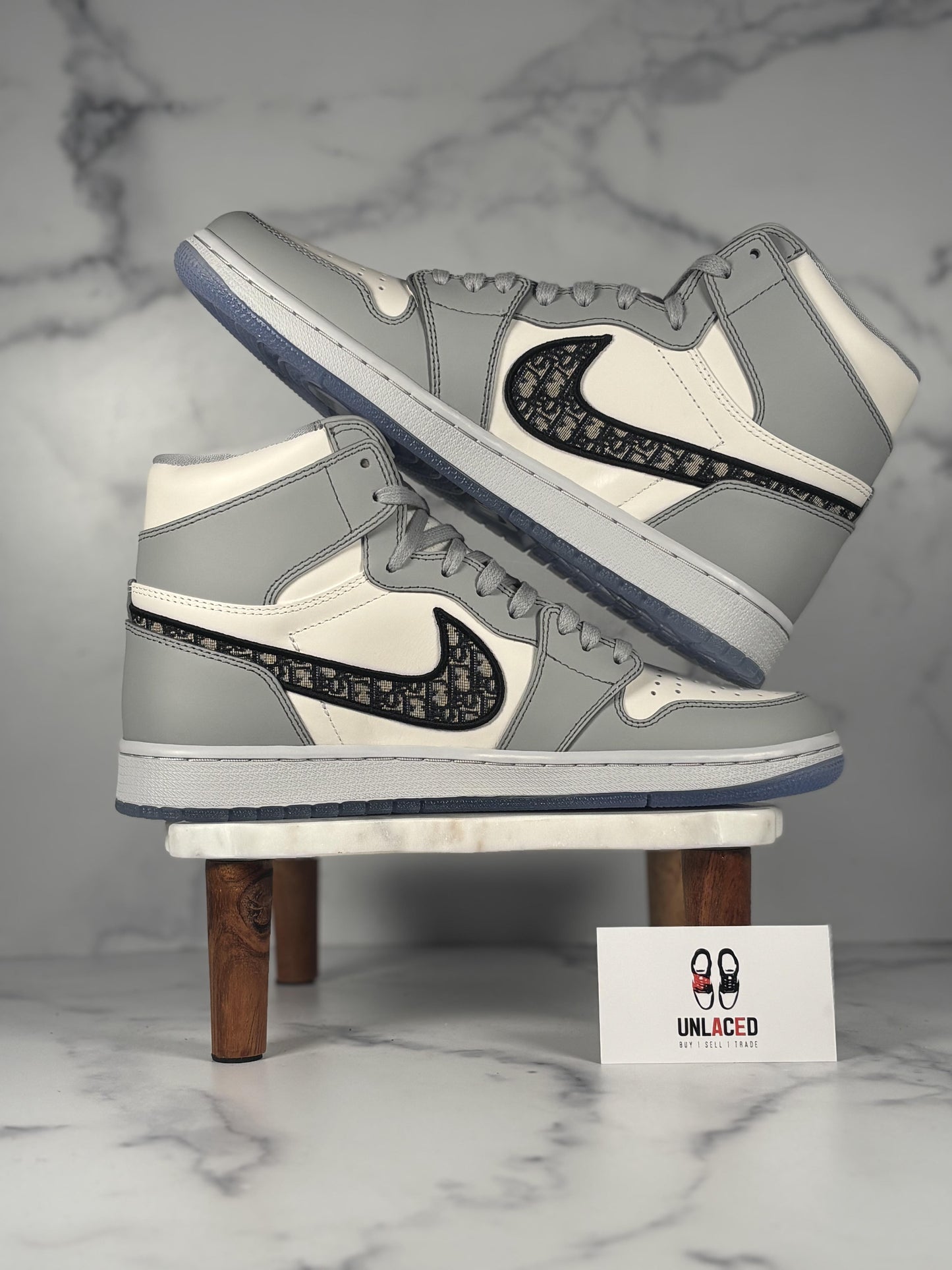 Jordan 1 Retro High 'Dior'