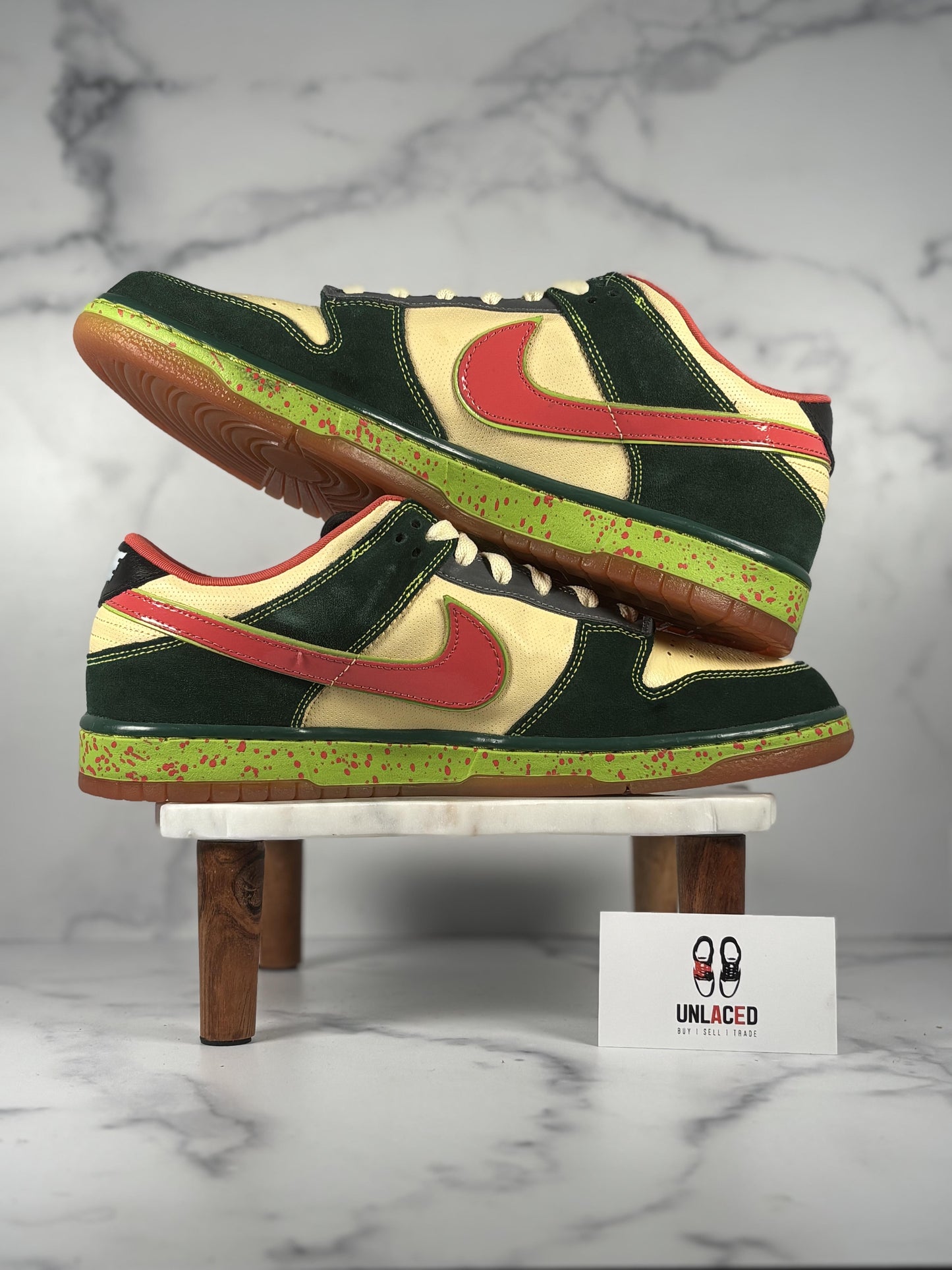 Nike SB Dunk Low 'Mosquito'