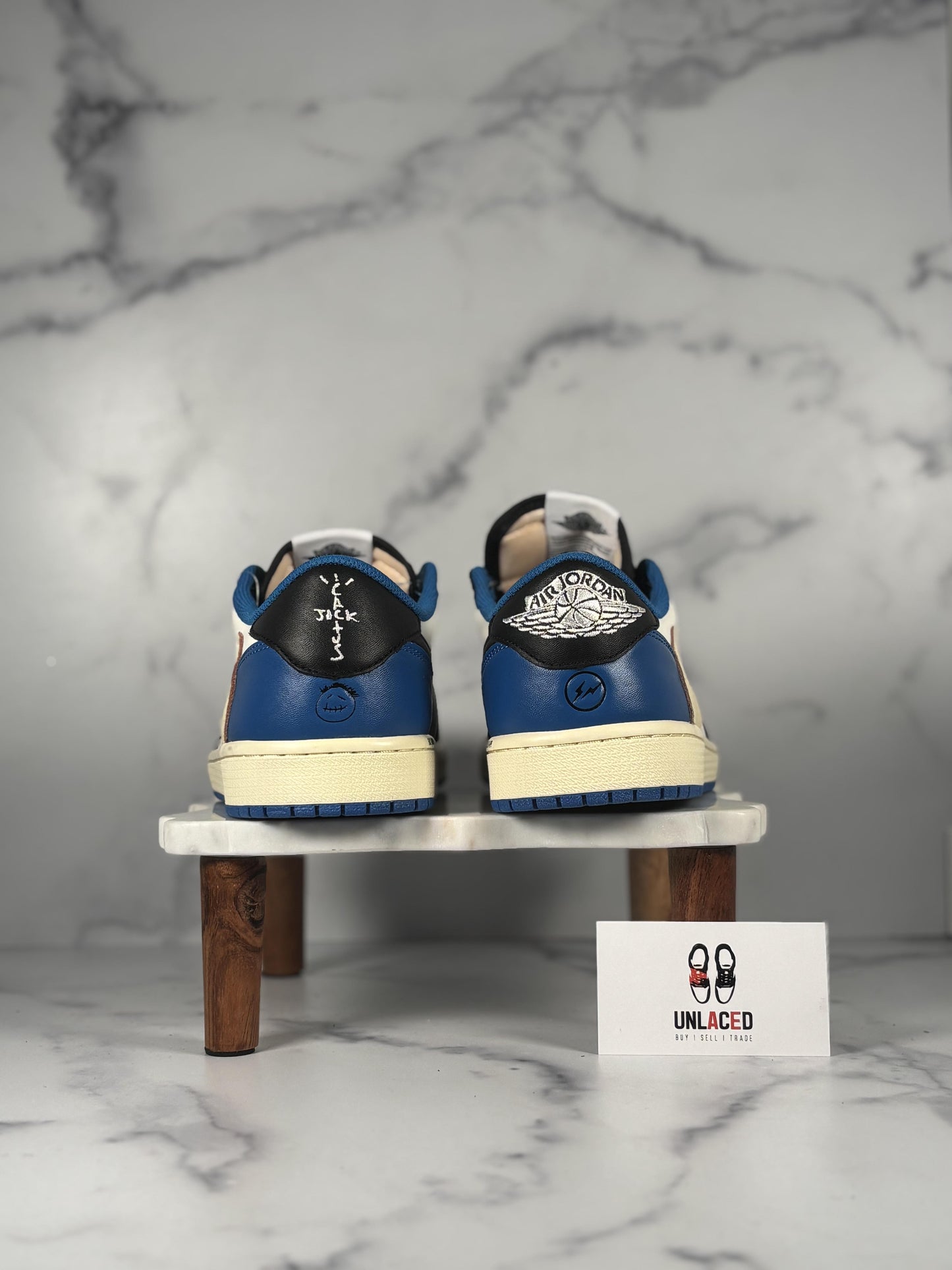 Jordan 1 Retro Low OG SP 'Fragment x Travis Scott'
