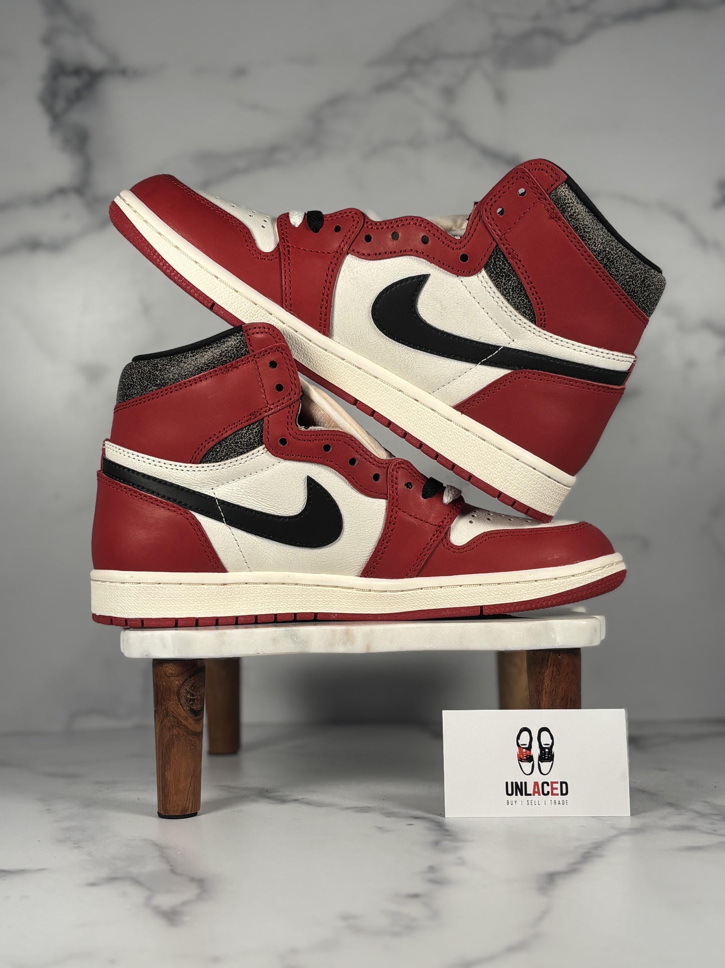 Jordan 1 Retro High OG 'Chicago Lost and Found'