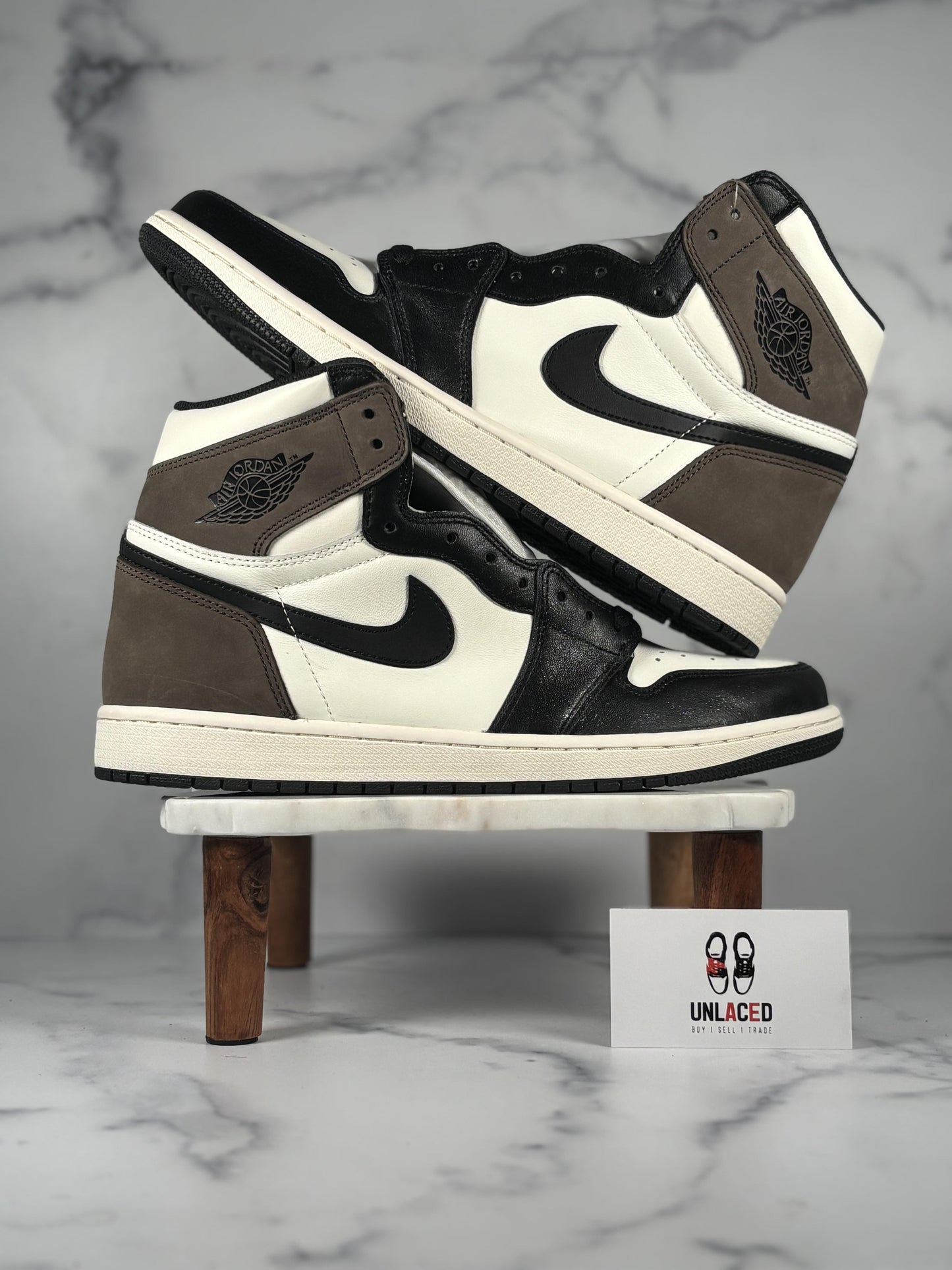 Jordan 1 Retro High 'Dark Mocha'