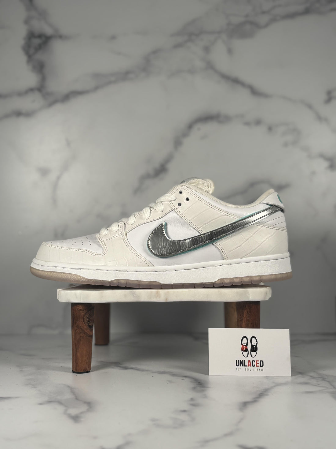 Nike SB Dunk Low 'Diamond Supply Co. White Diamond'