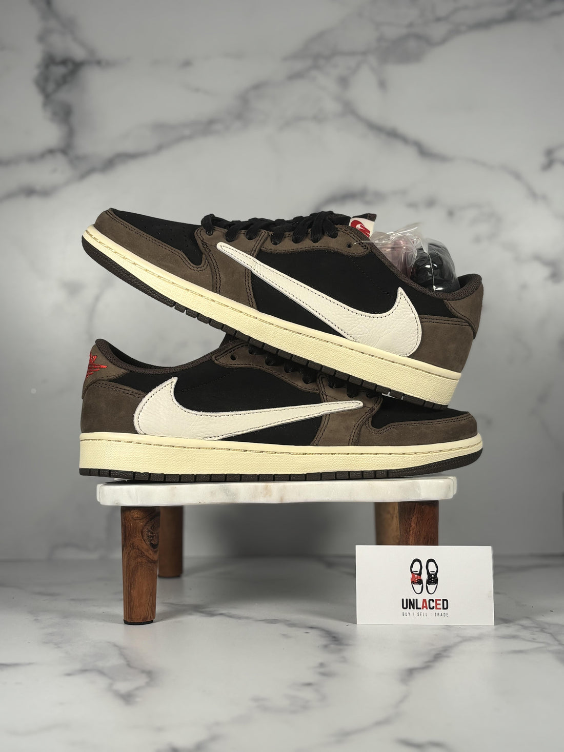 Jordan 1 Retro Low OG SP 'Travis Scott Mocha'