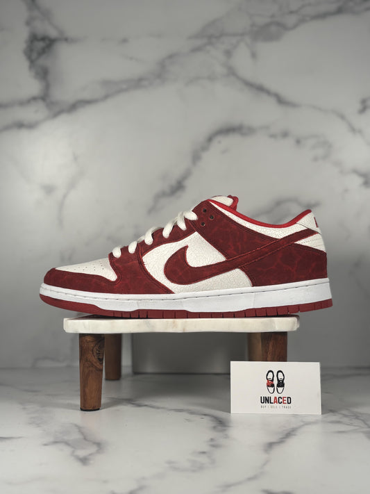 Nike SB Dunk Low 'Valentine's Day (2014)'