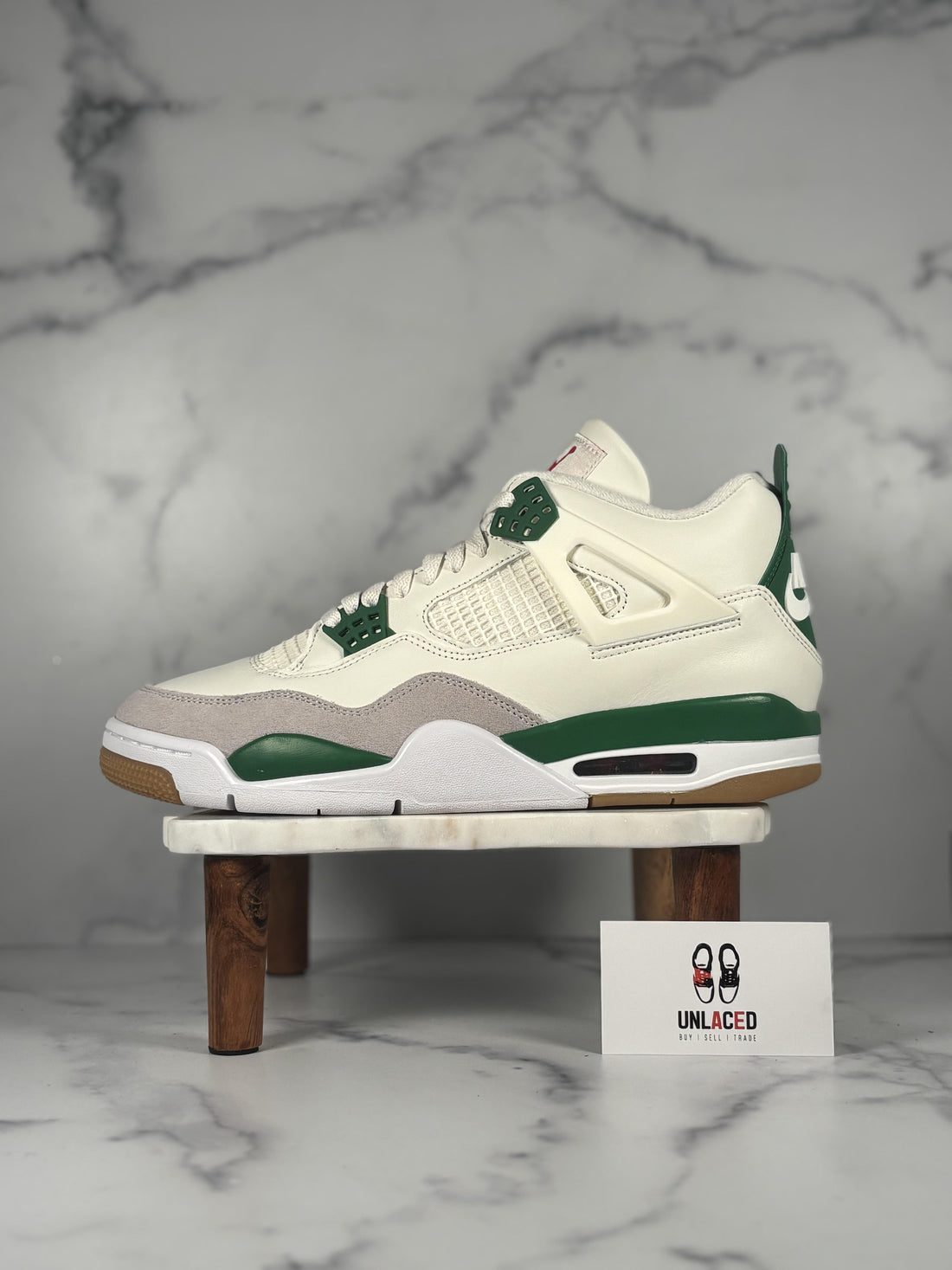 Jordan 4 Retro SB 'Pine Green'