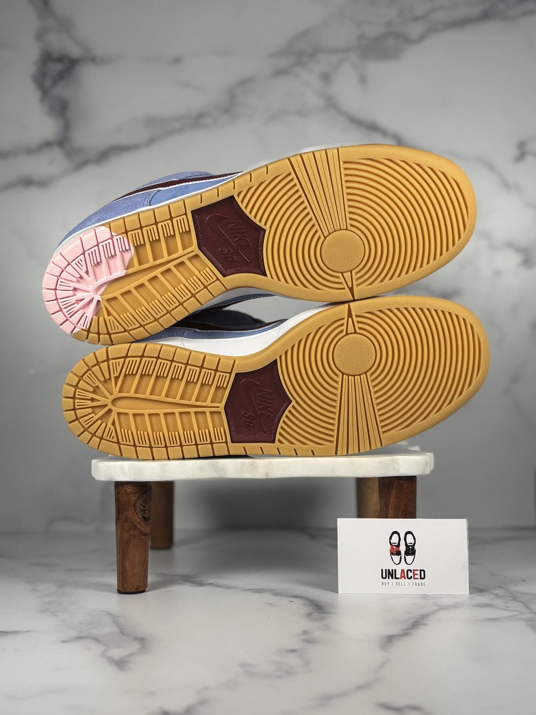 Nike SB Dunk Low 'Philadelphia Phillies'