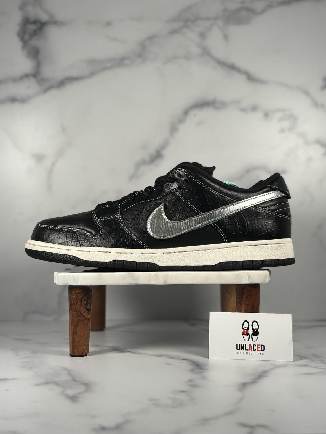 Nike SB Dunk Low 'Diamond Supply Co. Black Diamond'