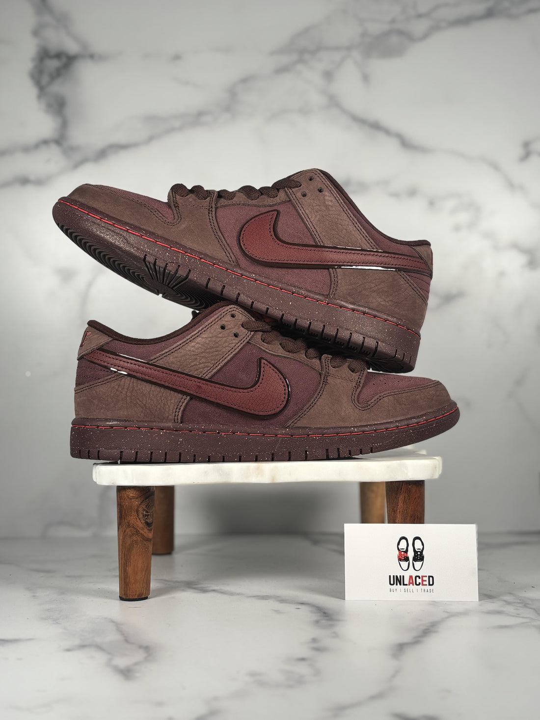 Nike SB Dunk Low 'City of Love Burgundy Crush'