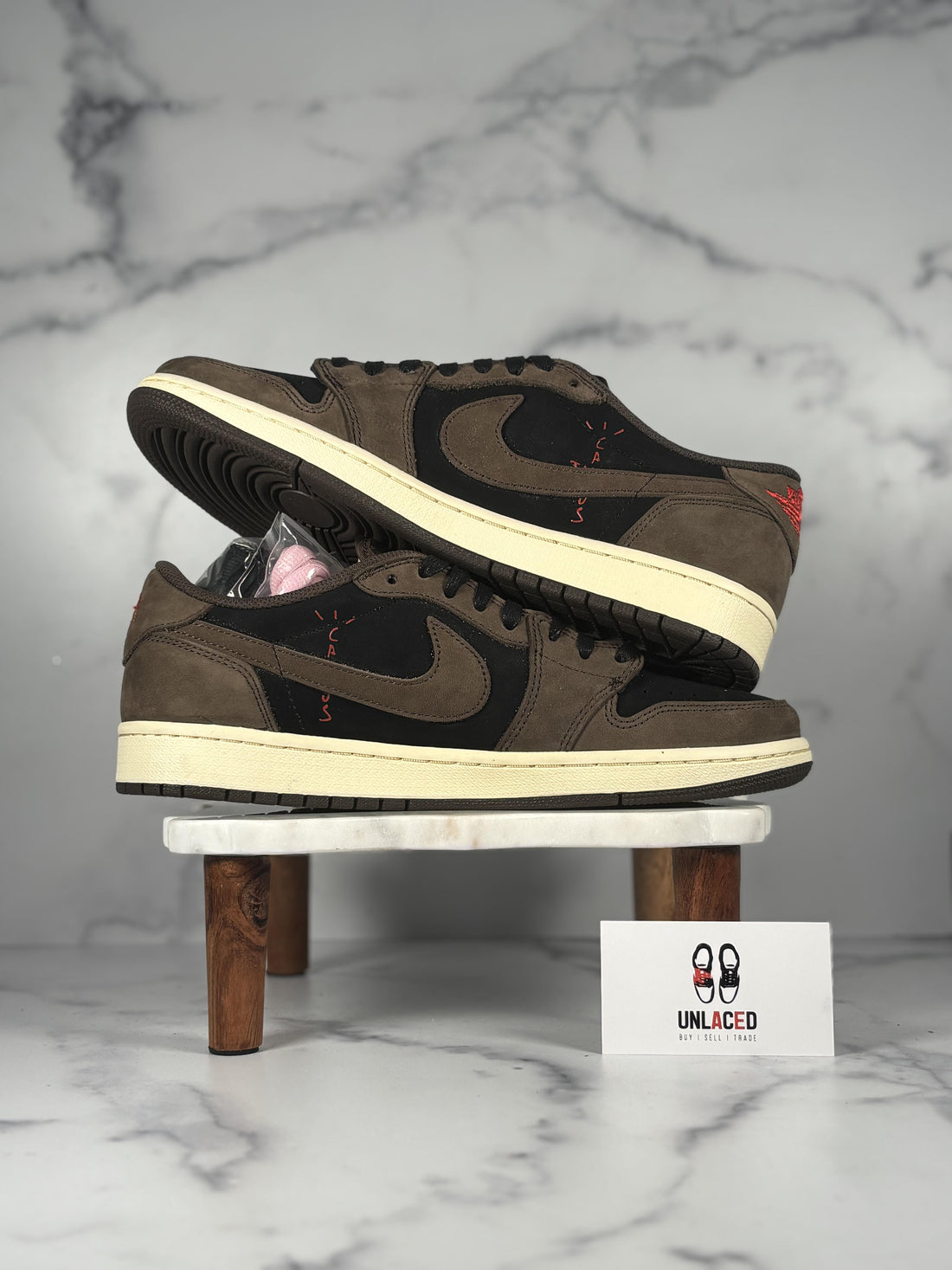 Jordan 1 Retro Low OG SP 'Travis Scott Mocha'