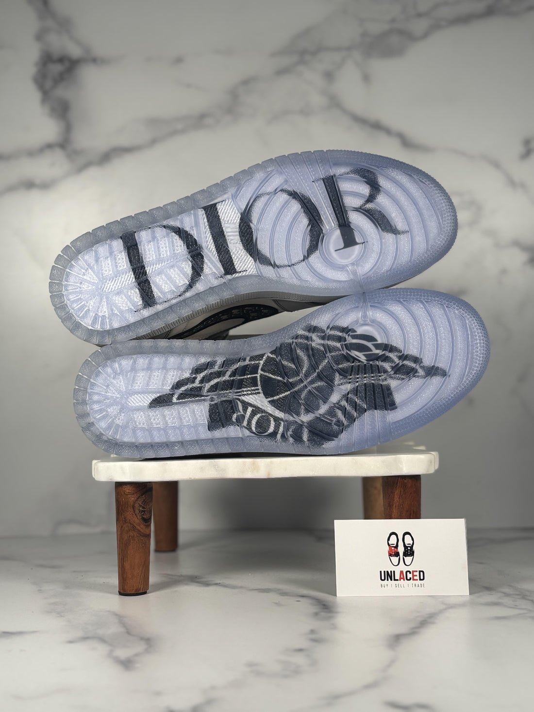 Jordan 1 Retro High 'Dior'