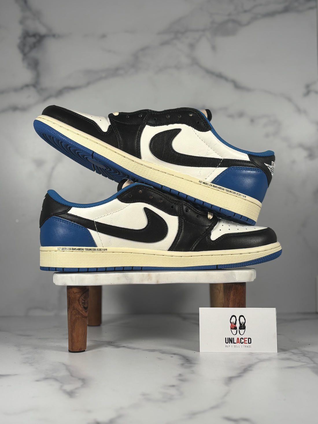Jordan 1 Retro Low OG SP 'Fragment x Travis Scott'