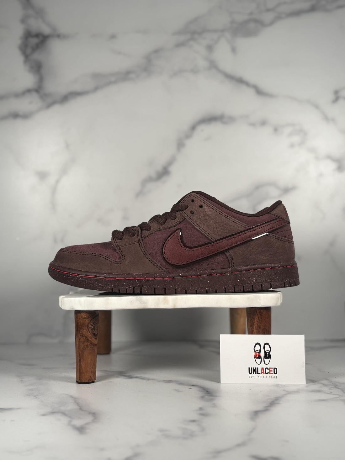 Nike SB Dunk Low 'City of Love Burgundy Crush'