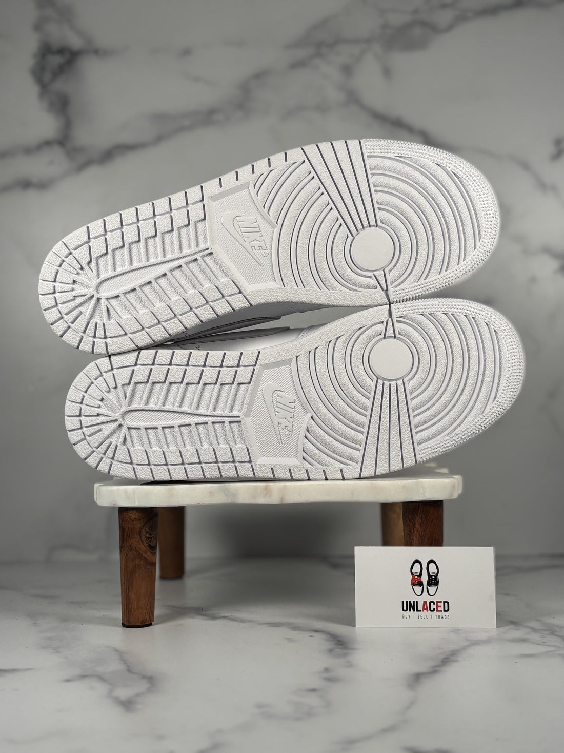 Jordan 1 Retro Low OG SP 'Travis Scott Michael Rubin White Party (Friends and Family)'