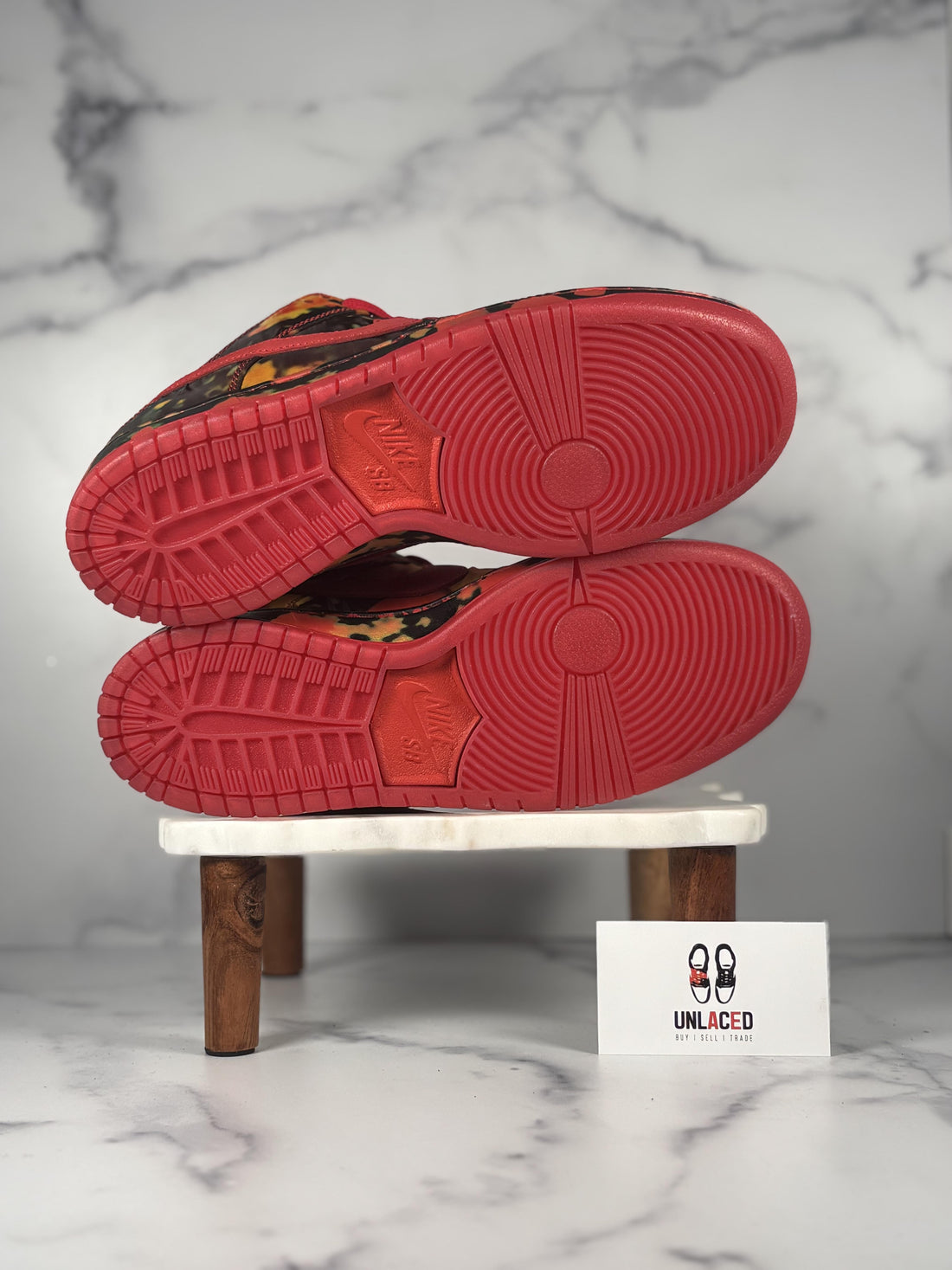 Nike SB Dunk Low 'The Wizard of Oz Poppy Field'