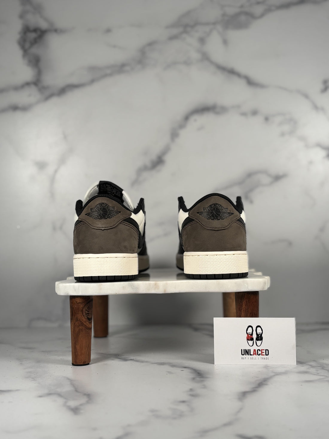 Jordan 1 Retro Low OG 'Mocha (GS)'