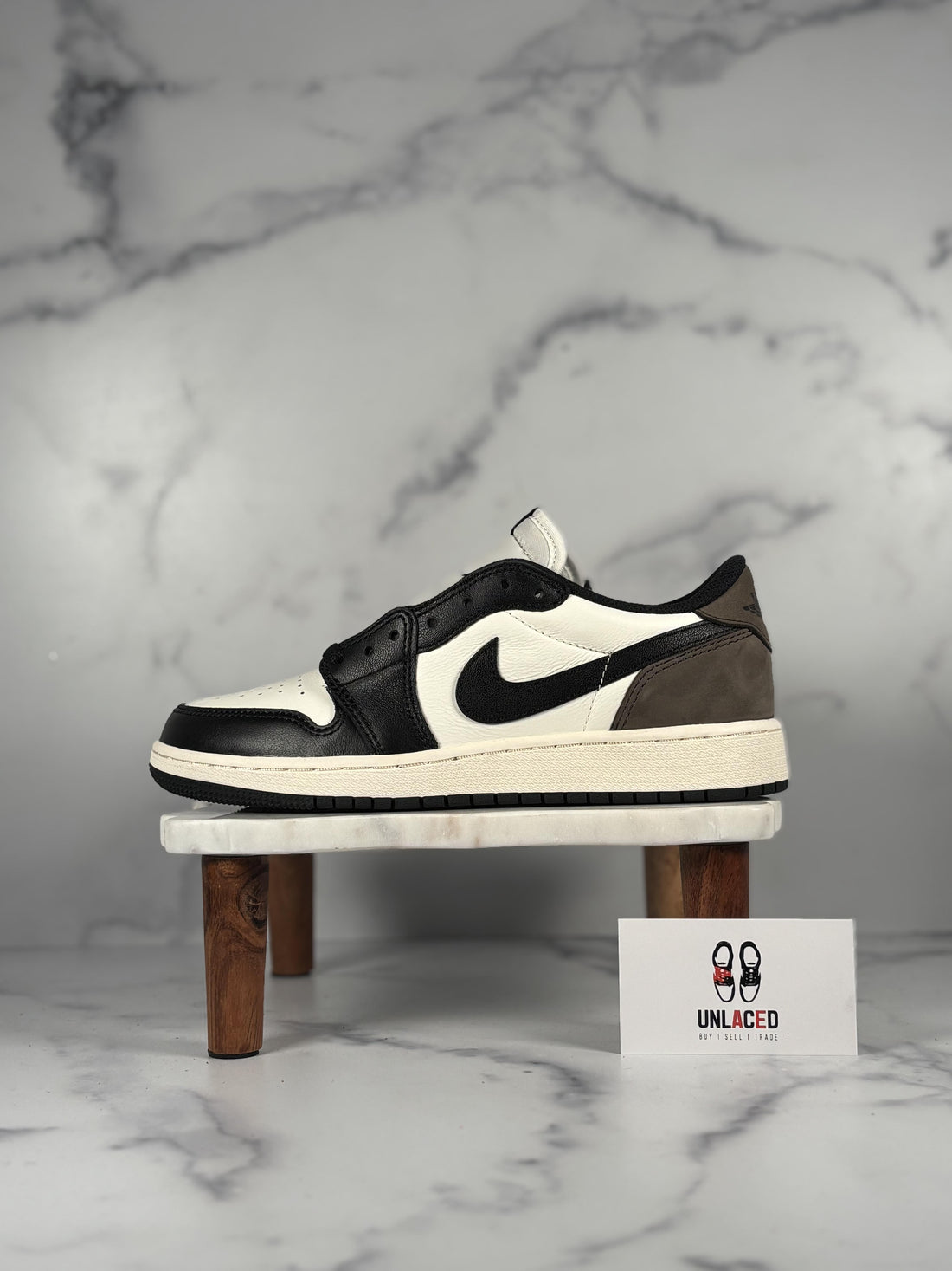 Jordan 1 Retro Low OG 'Mocha (GS)'