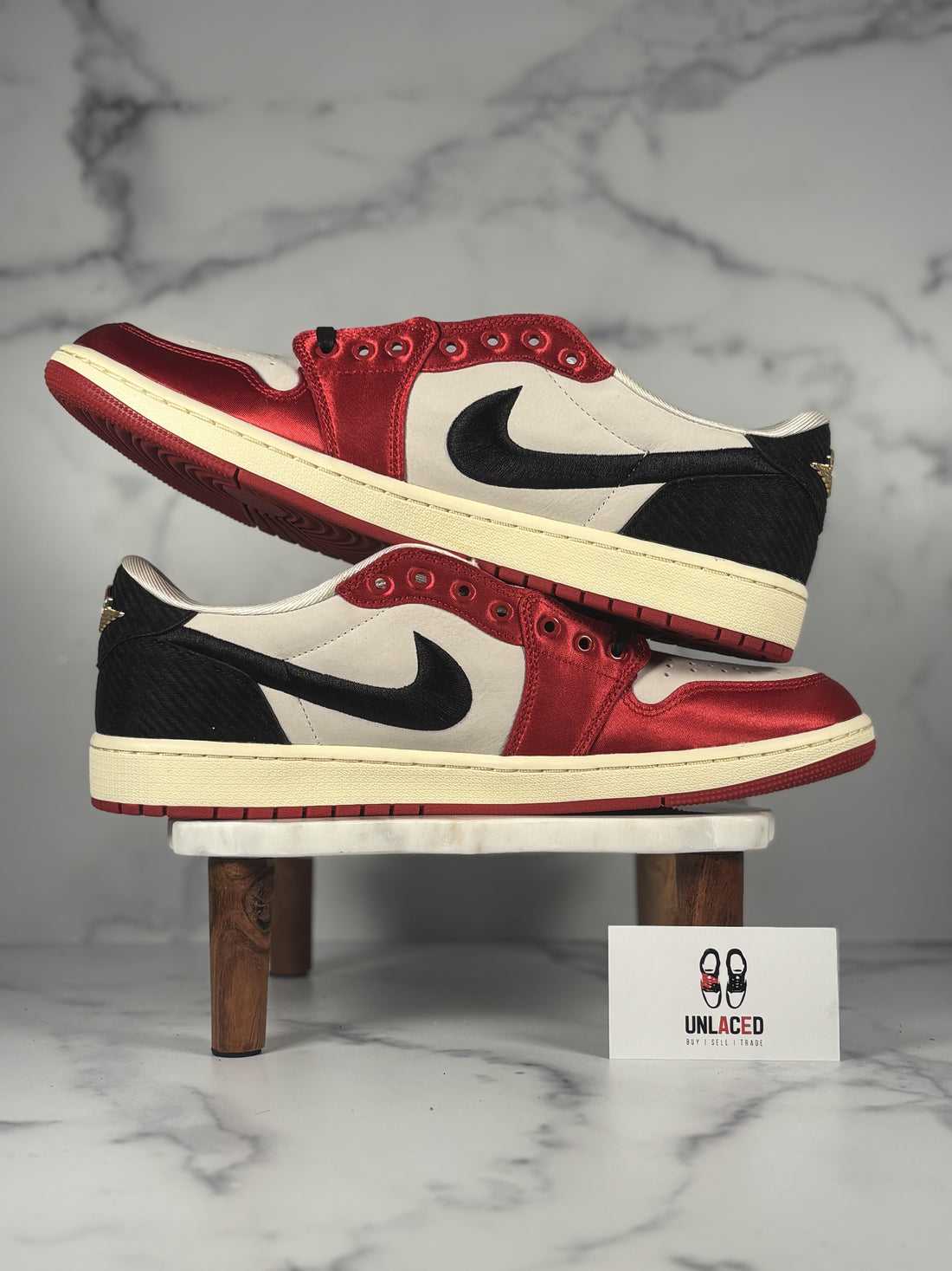 Jordan 1 Retro Low OG 'Trophy Room Rookie Card Away'