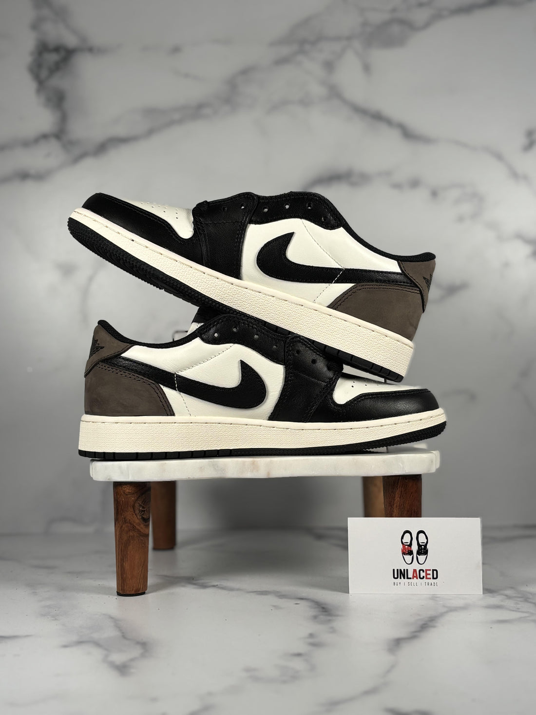 Jordan 1 Retro Low OG 'Mocha (GS)'