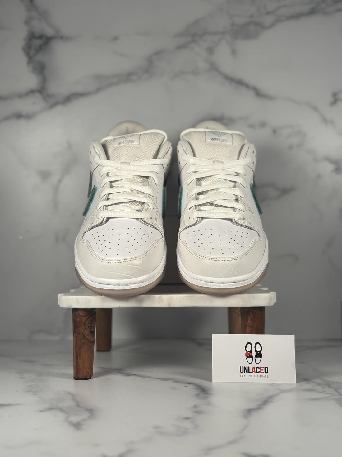 Nike SB Dunk Low 'Diamond Supply Co. White Diamond'