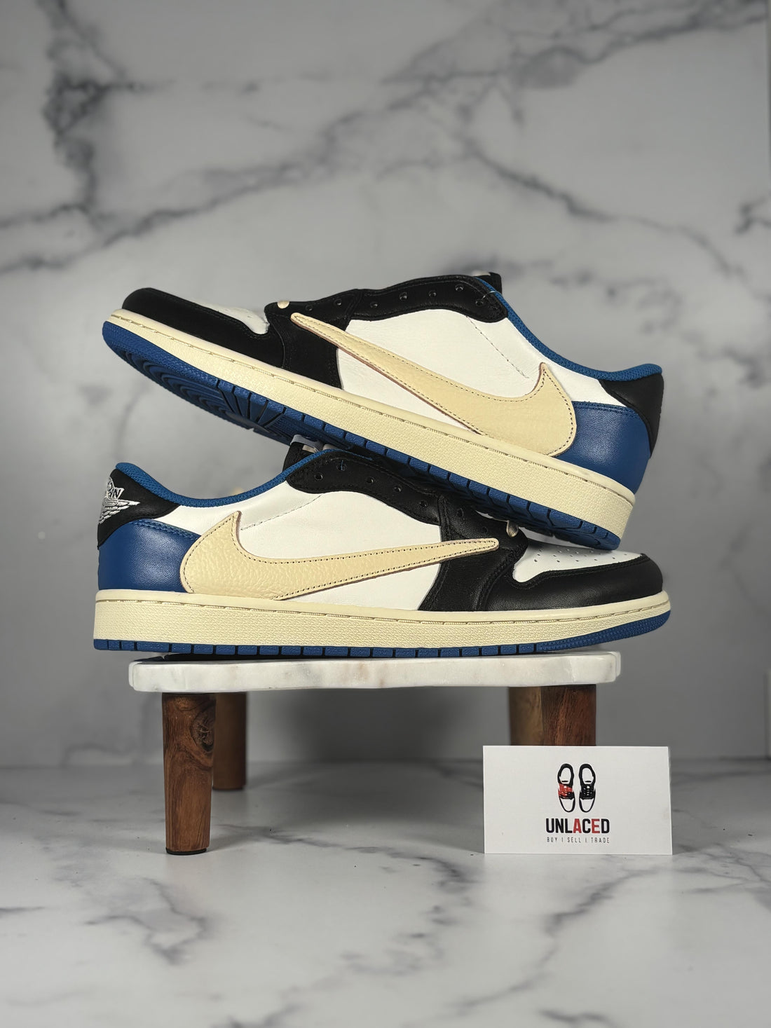 Jordan 1 Retro Low OG SP 'Fragment x Travis Scott'